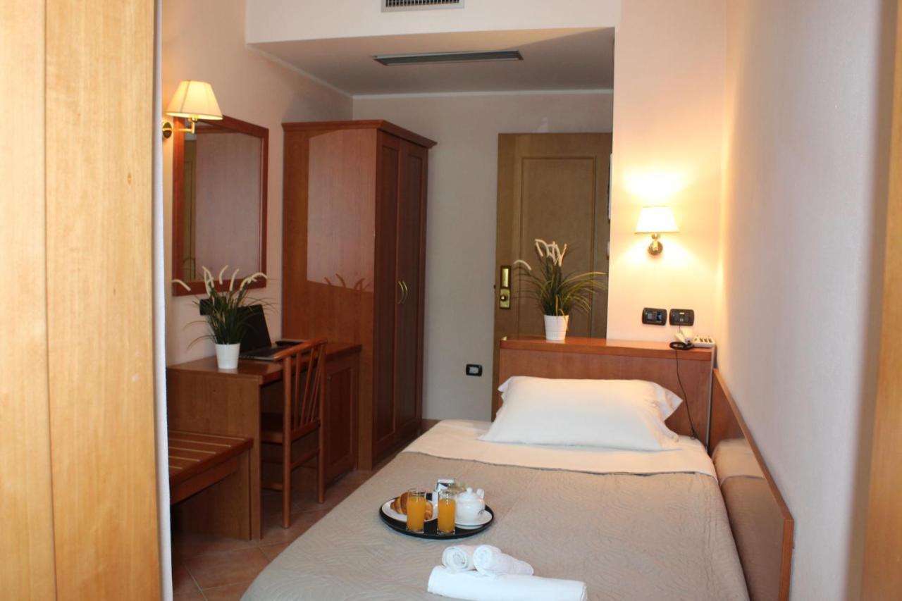 Depandance Hotel Jole Cesenatico Kültér fotó